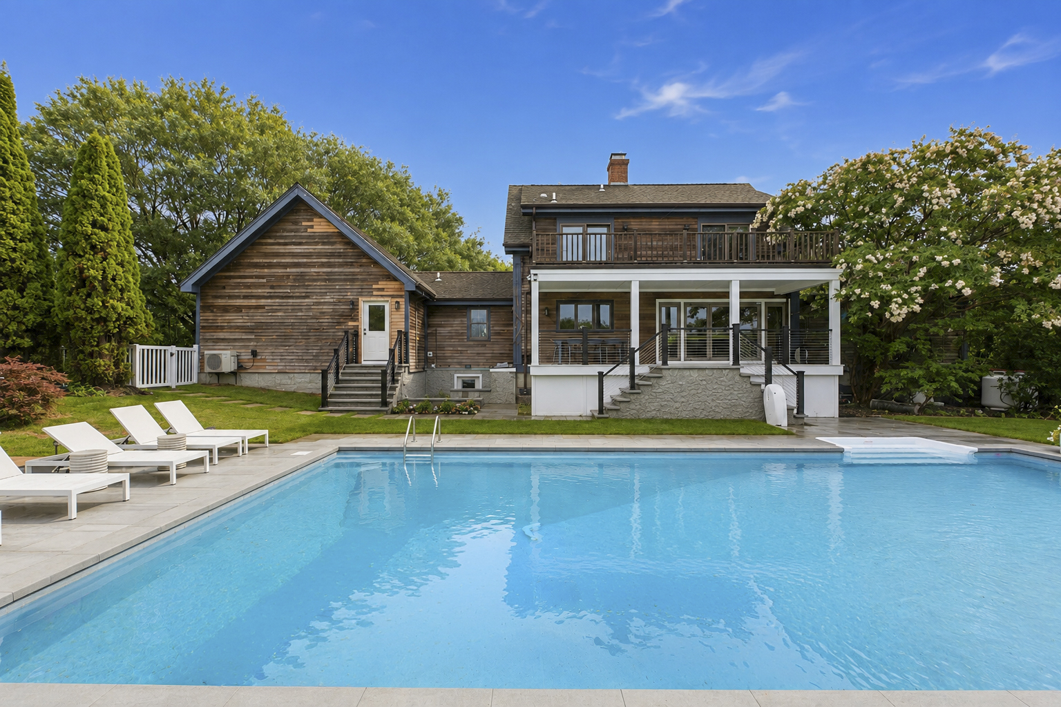 Hamptons, NY gallery image 73 of 99