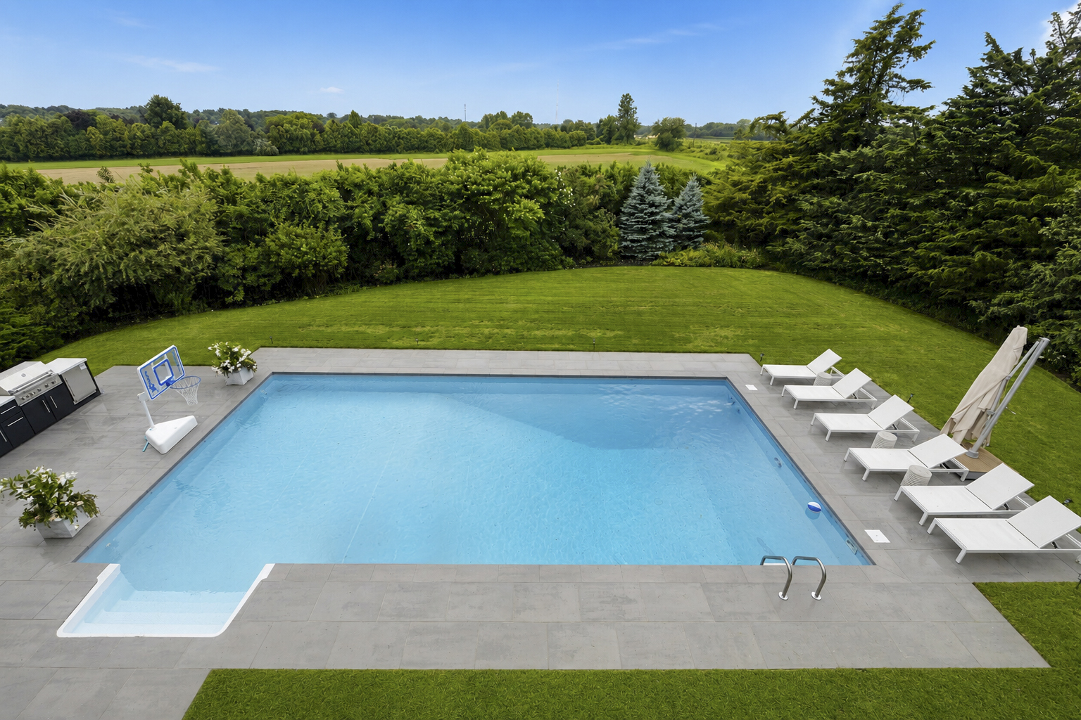 Hamptons, NY gallery image 79 of 99