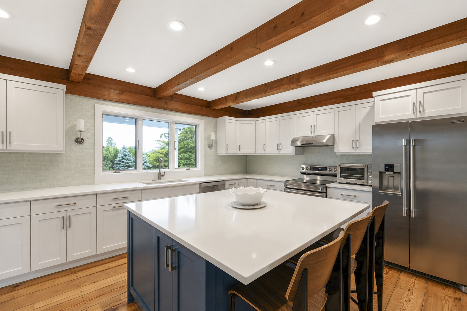 Hamptons, NY gallery image 86 of 99