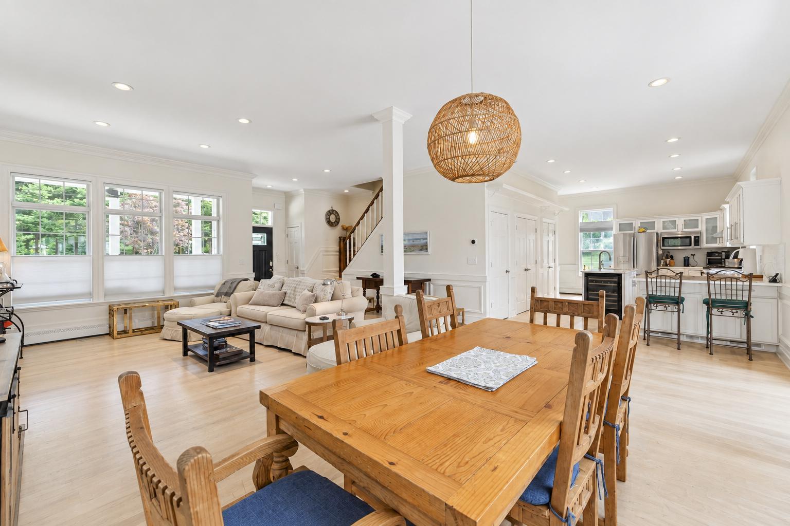 Hamptons, NY gallery image 22 of 99