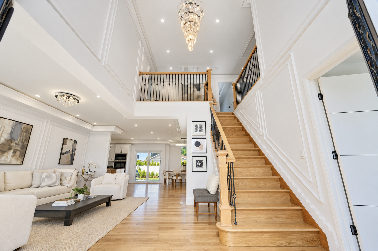 Long Island, NY gallery image 1 of 26