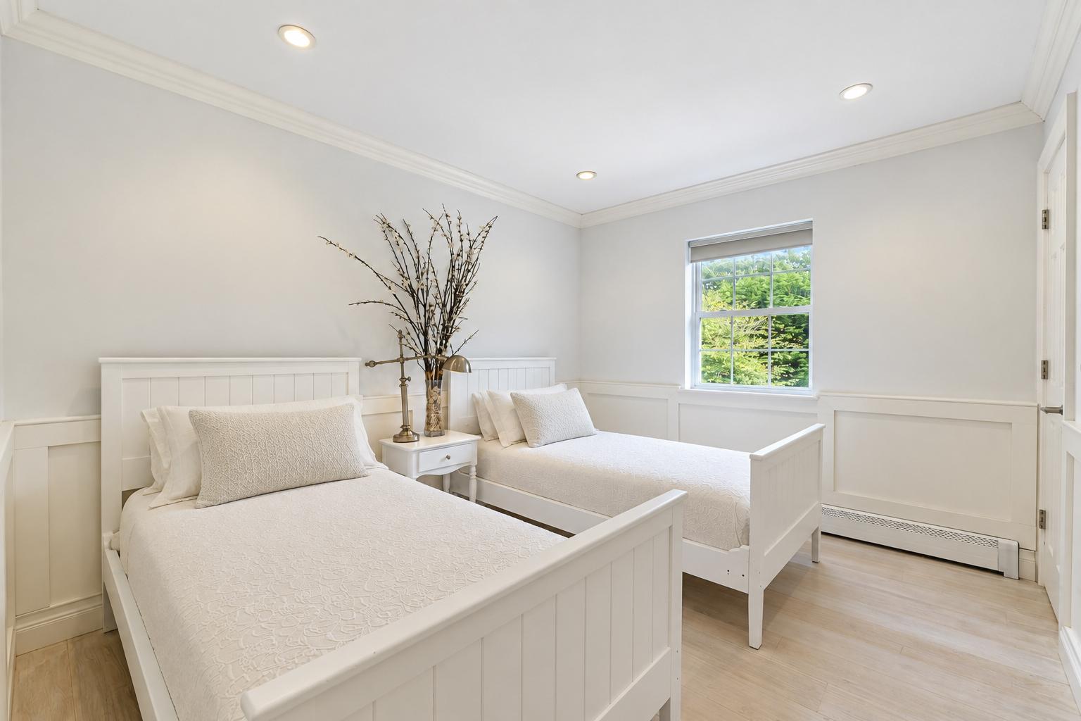 Hamptons, NY gallery image 35 of 99