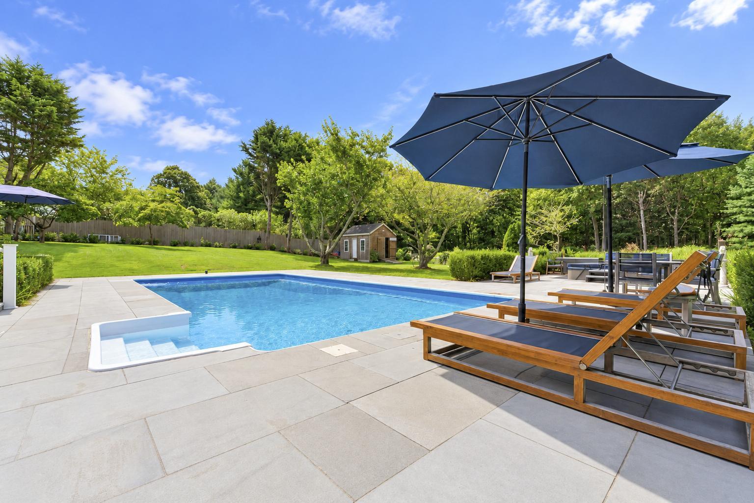 Hamptons, NY gallery image 12 of 99